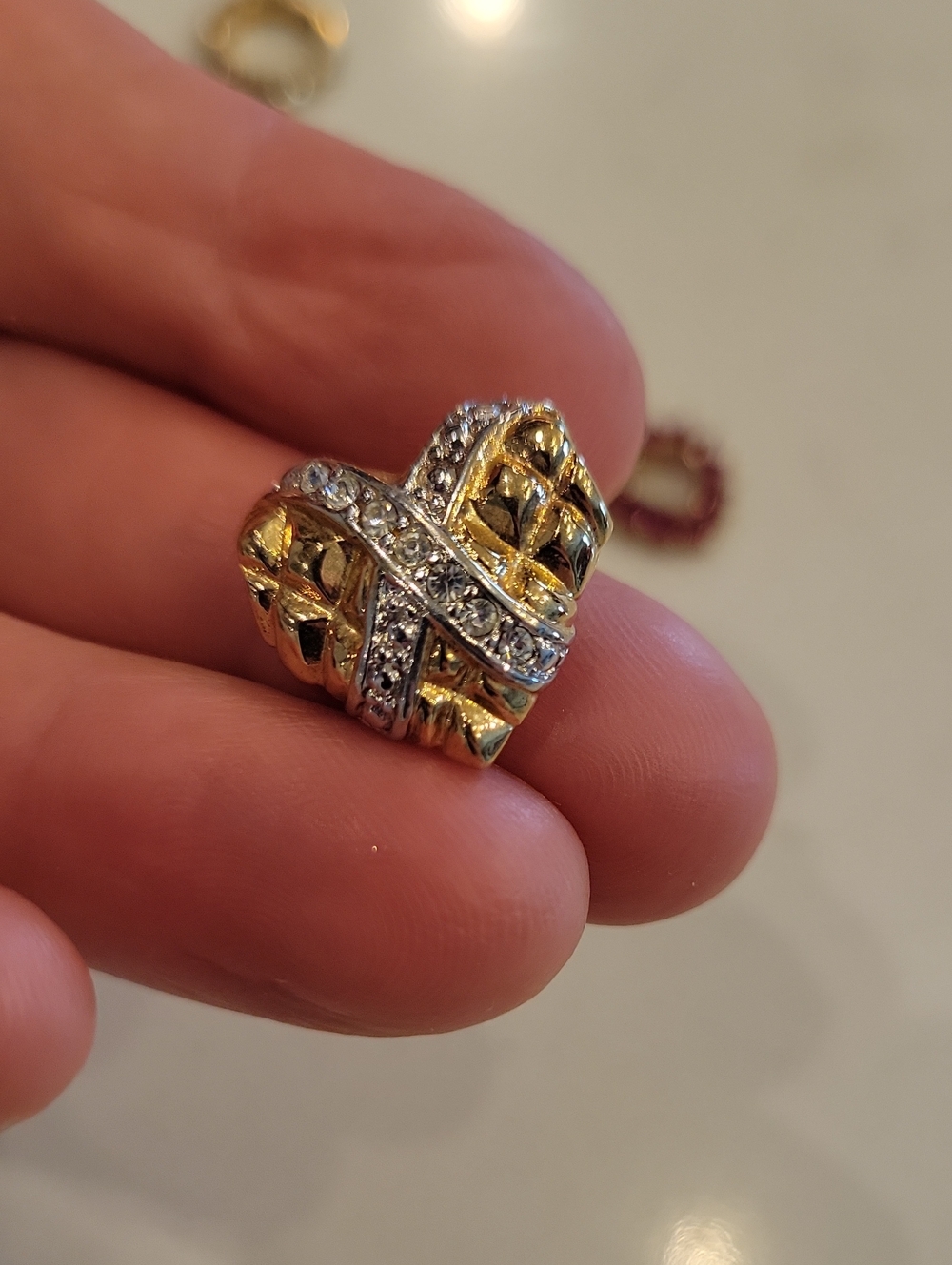 Random Lot Gold Pendants & Slides - Picture 4 of 6